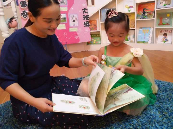 書香校園，閱讀幸福快樂 ——公明第二幼兒園閱讀月系列活動報道